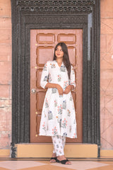 Arihantam Floral Garden White Chicken 2-Piece Kurti Set