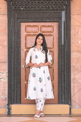 Arihantam White Blossom 2-Piece Kurti Set